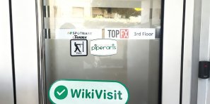 A Visit to the Cryptocurrency Exchange TOPFX in Cyprus - Large Office Scale
