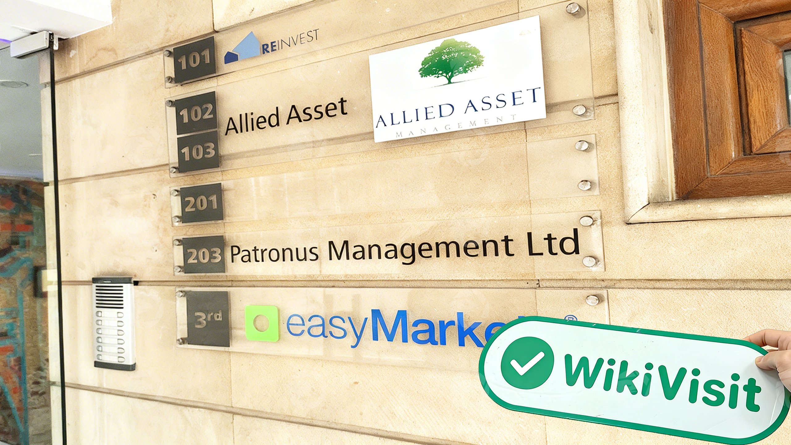 เยี่ยมชมการแลกเปลี่ยน Cryptocurrency Easymarkets ในไซปรัส - สำนักงานขนาดใหญ่